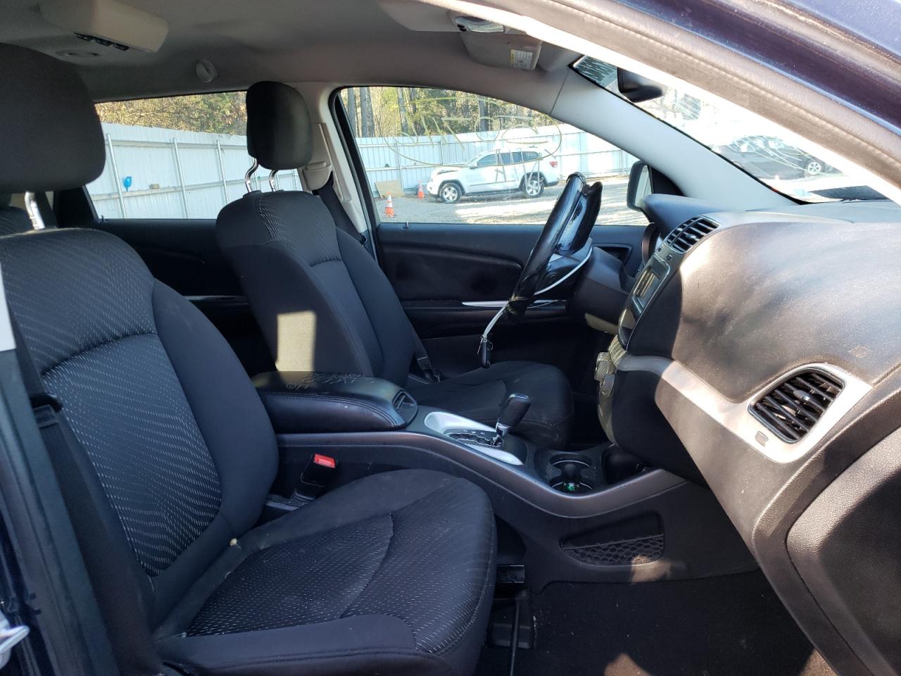 Photo 5 from auction – 2014 DODGE JOURNEY SE with VIN 3C4PDCAB6ET153660
