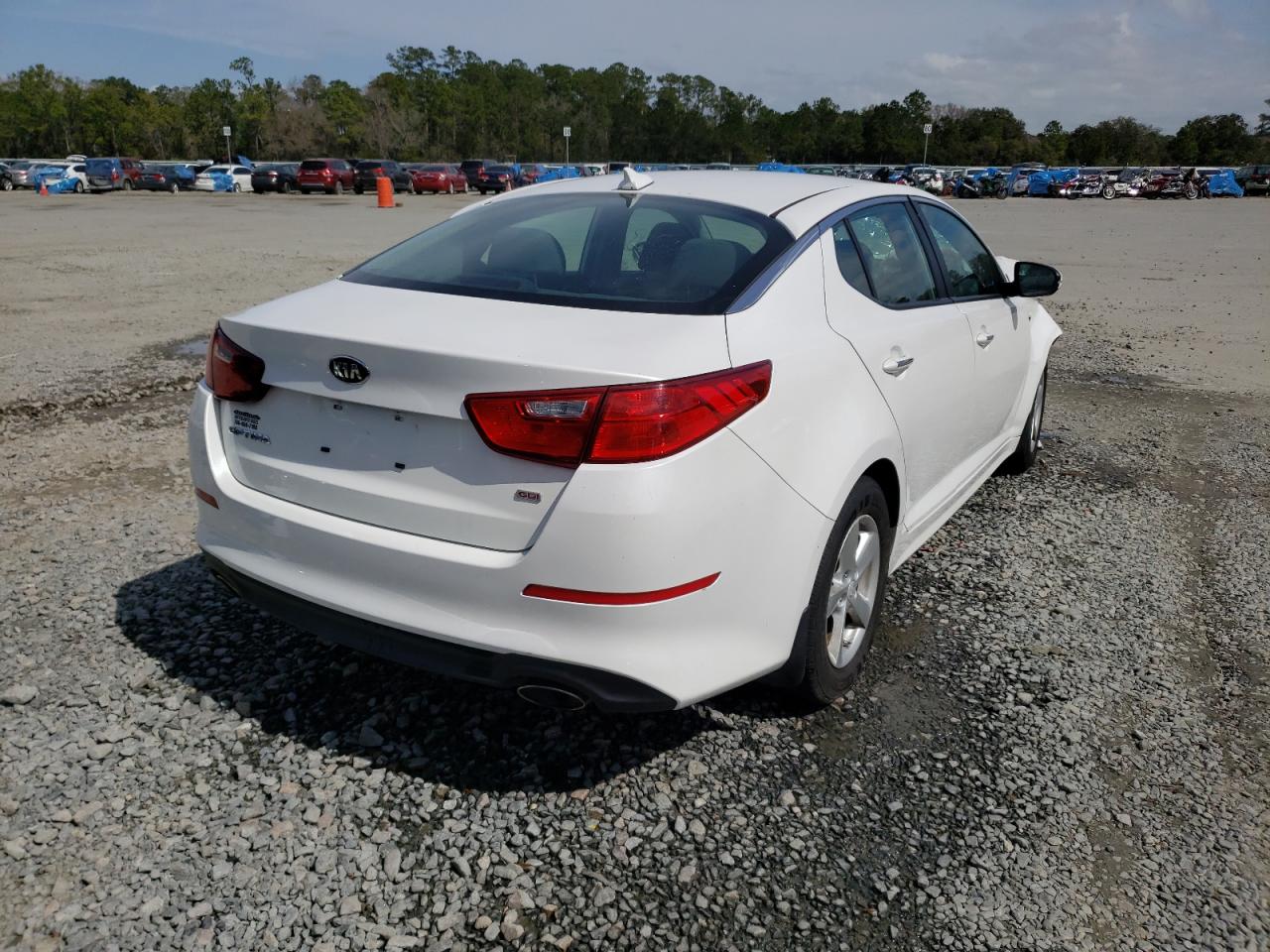 Photo 4 from auction – 2015 KIA OPTIMA LX with VIN KNAGM4A7XF5544116