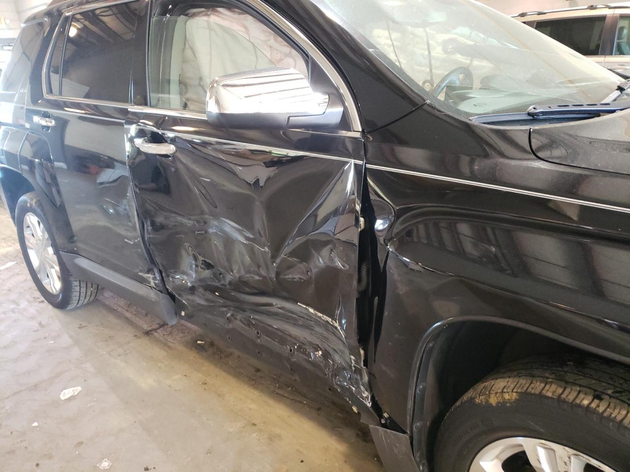 Photo 9 from auction – 2016 GMC TERRAIN SL with VIN 2GKALNEK5G6253808