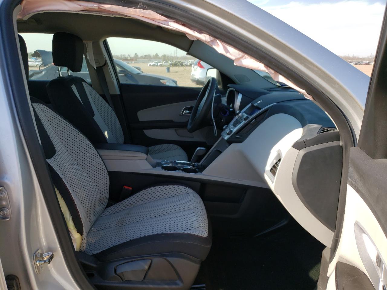 Photo 5 from auction – 2015 CHEVROLET EQUINOX LS with VIN 2GNALAEK6F1124855