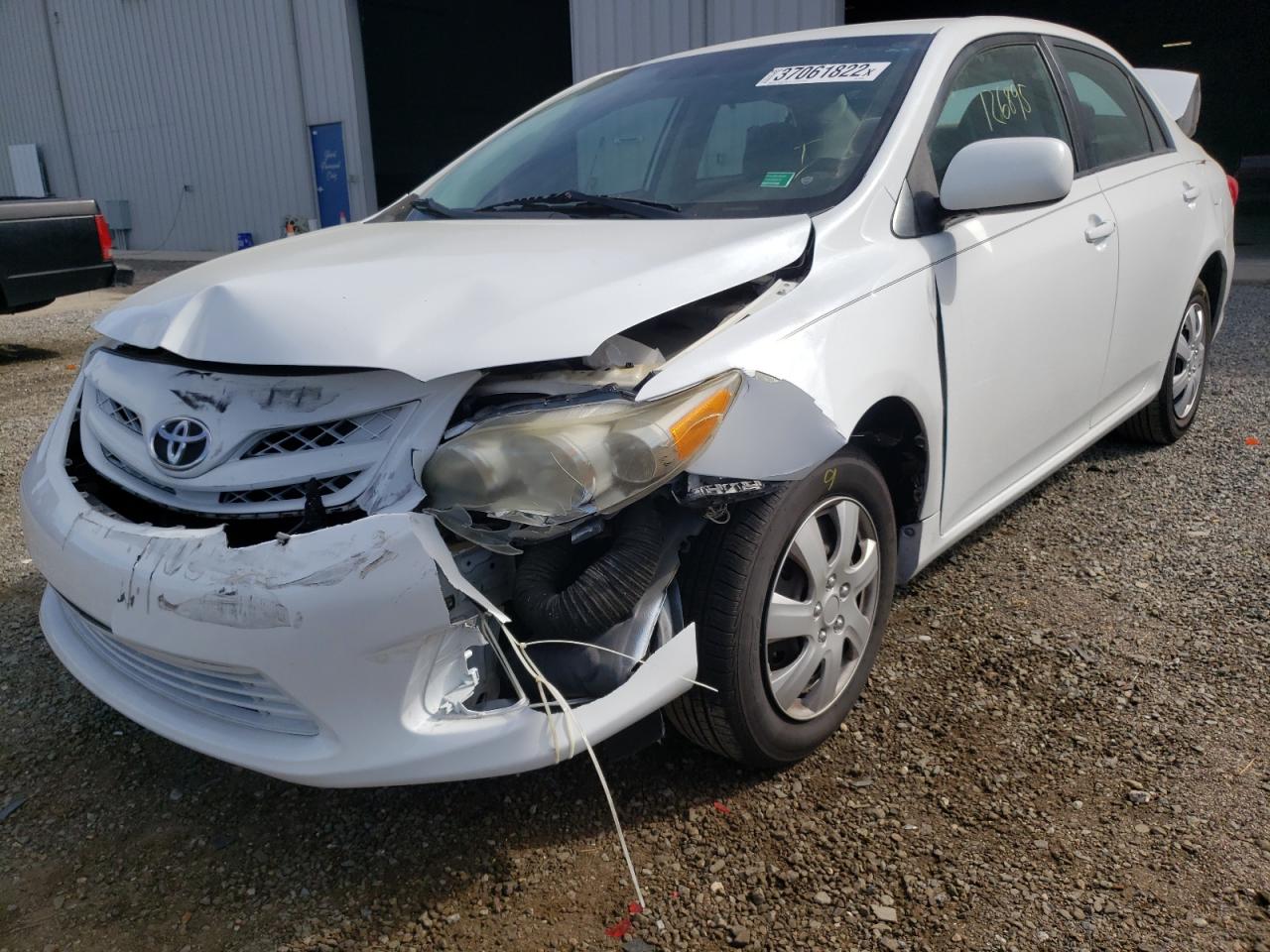 Photo 2 from auction – 2011 TOYOTA COROLLA BA with VIN 2T1BU4EE7BC639364