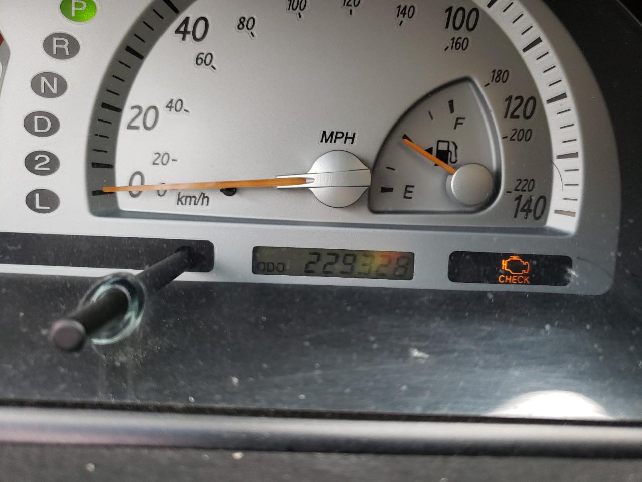 Photo 8 from auction – 2003 TOYOTA CAMRY LE with VIN 4T1BE32K23U246423