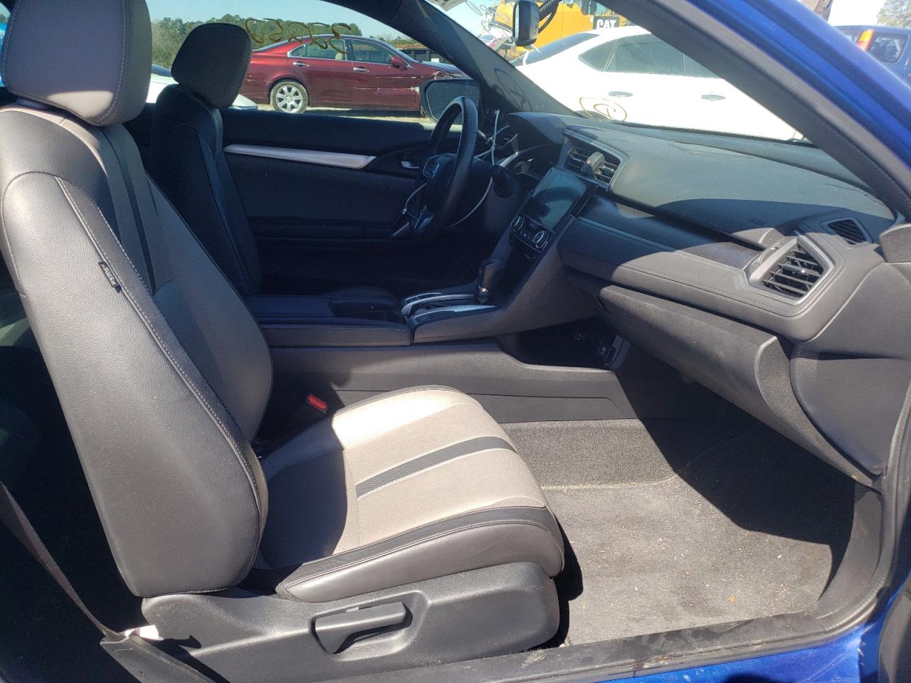 Photo 5 from auction – 2017 HONDA CIVIC EXL with VIN 2HGFC3B77HH355592