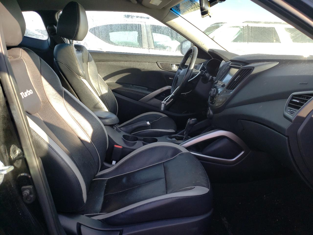 Photo 5 from auction – 2013 HYUNDAI VELOSTER T with VIN KMHTC6AE5DU179230