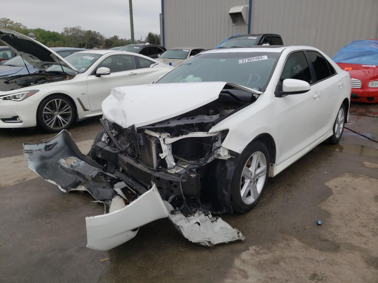 Photo 2 from auction – 2014 TOYOTA CAMRY L with VIN 4T1BF1FKXEU789193