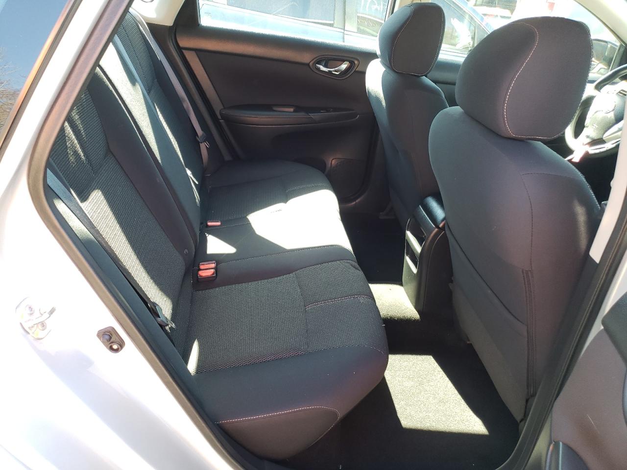 Photo 6 from auction – 2017 NISSAN SENTRA S with VIN 3N1AB7AP1HY334223