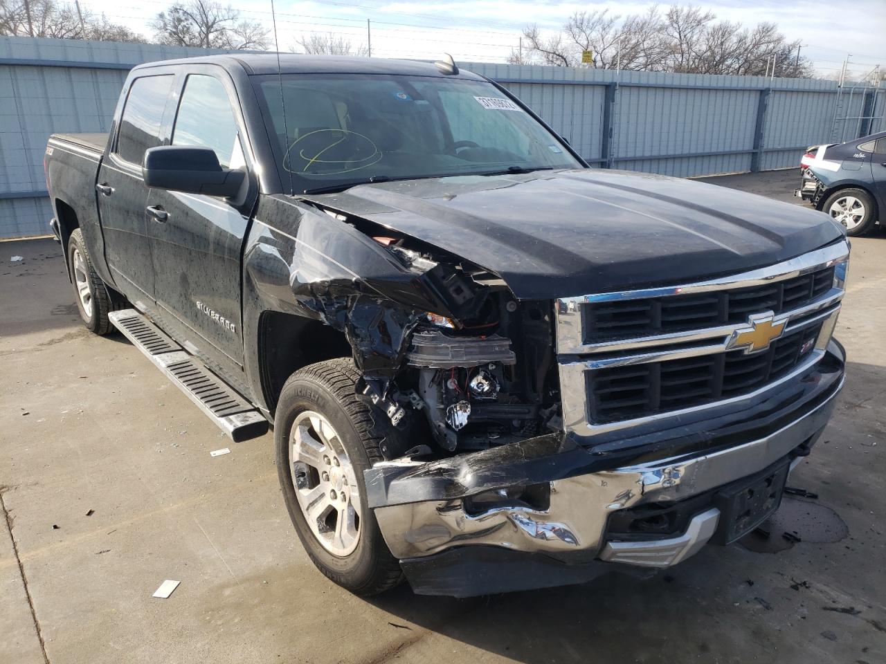 CHEVROLET SILVERADO 2015 with VIN 3GCUKREC9FG479106 - Photo from auction