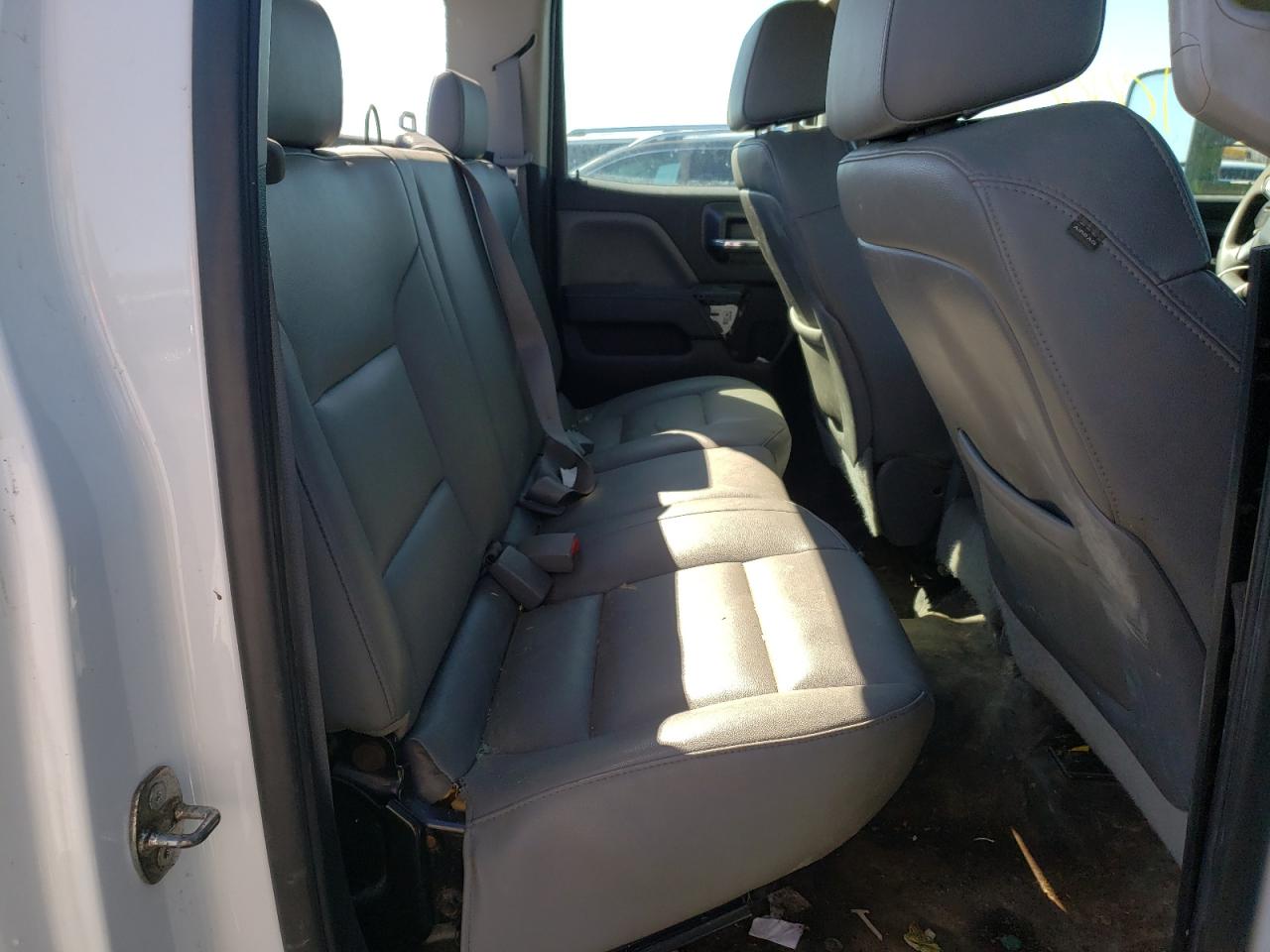 Photo 6 from auction – 2015 CHEVROLET SILVERADO with VIN 1GC2KUEG5FZ541954