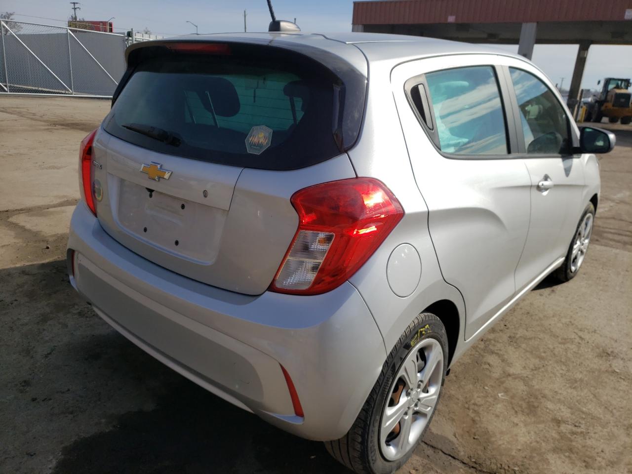 Фото 4 с аукциона – 2019 CHEVROLET SPARK LS с VIN KL8CB6SA4KC804151