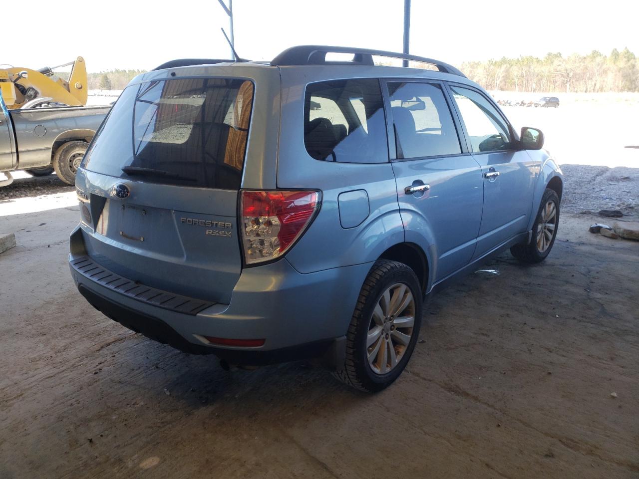 Photo 4 from auction – 2012 SUBARU FORESTER 2 with VIN JF2SHADCXCH456333