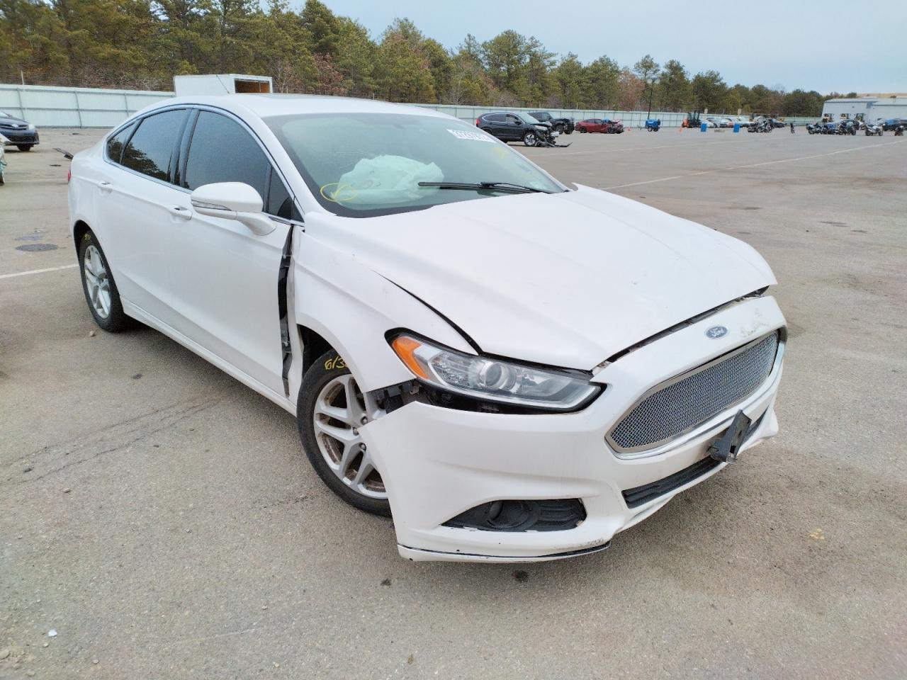 FORD FUSION SE 2014 with VIN 3FA6P0HD2ER310841 - Photo from auction