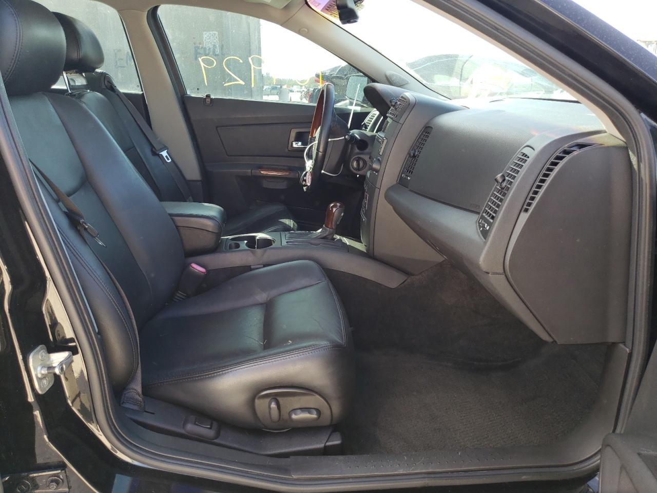 Photo 5 from auction – 2004 CADILLAC CTS with VIN 1G6DM577240102916