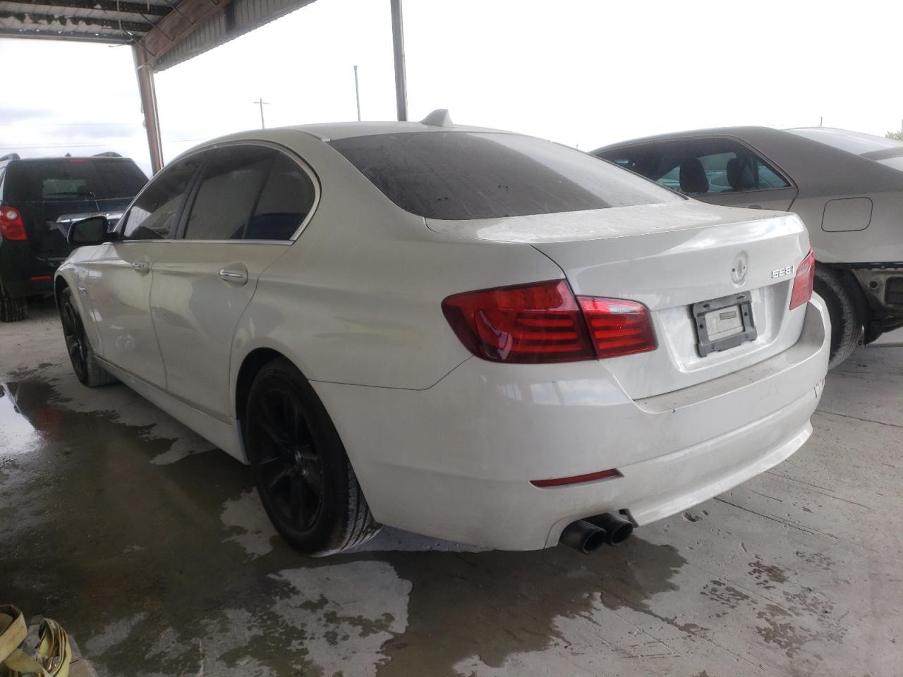 Photo 3 from auction – 2013 BMW 528 I with VIN WBAXG5C53DDY33429