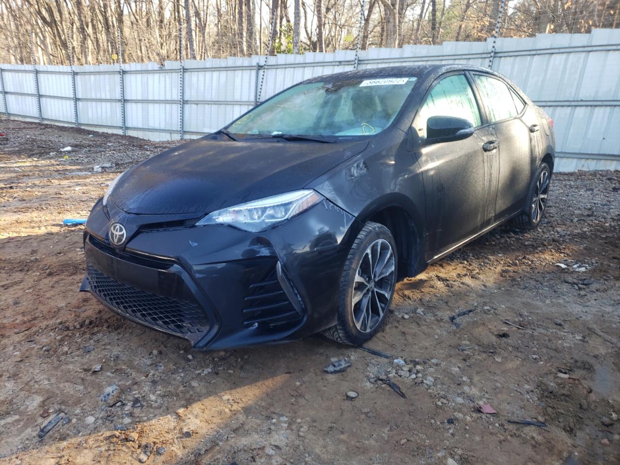 صورة رقم 2 من المزاد - 2018 TOYOTA COROLLA مع VIN 5YFBURHE3JP834997