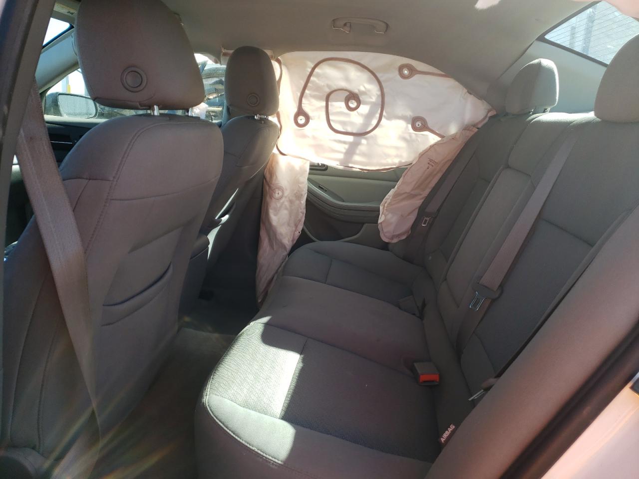 Photo 6 from auction – 2015 CHEVROLET MALIBU LS with VIN 1G11B5SL0FF214858