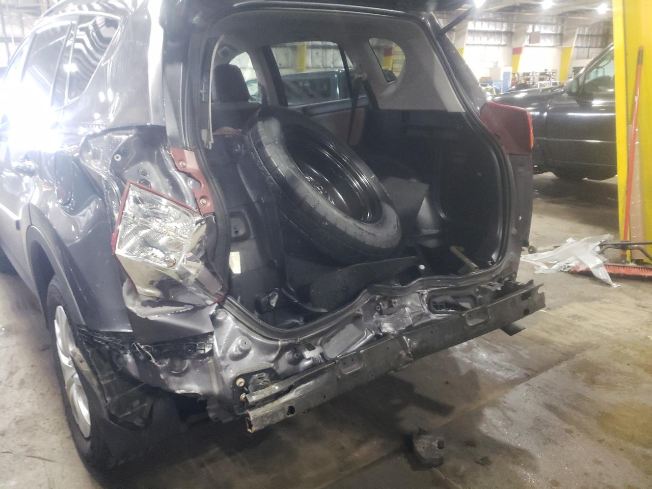 Фото 9 с аукциона – 2014 TOYOTA RAV4 LE с VIN 2T3BFREV2EW139713