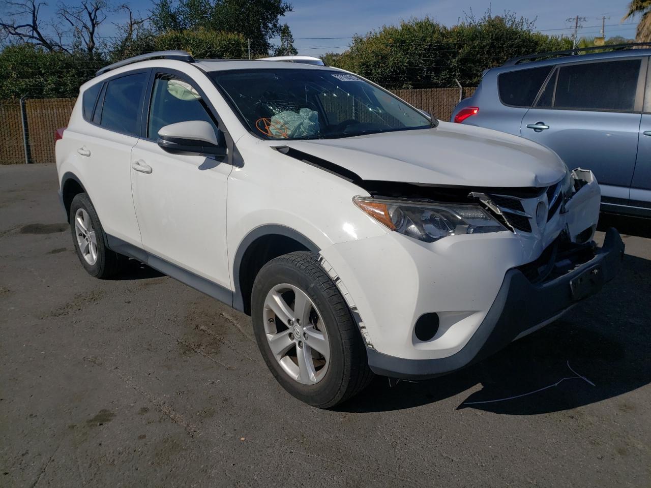 Photo 1 from auction – 2013 TOYOTA RAV4 XLE with VIN JTMRFREV6DD032755