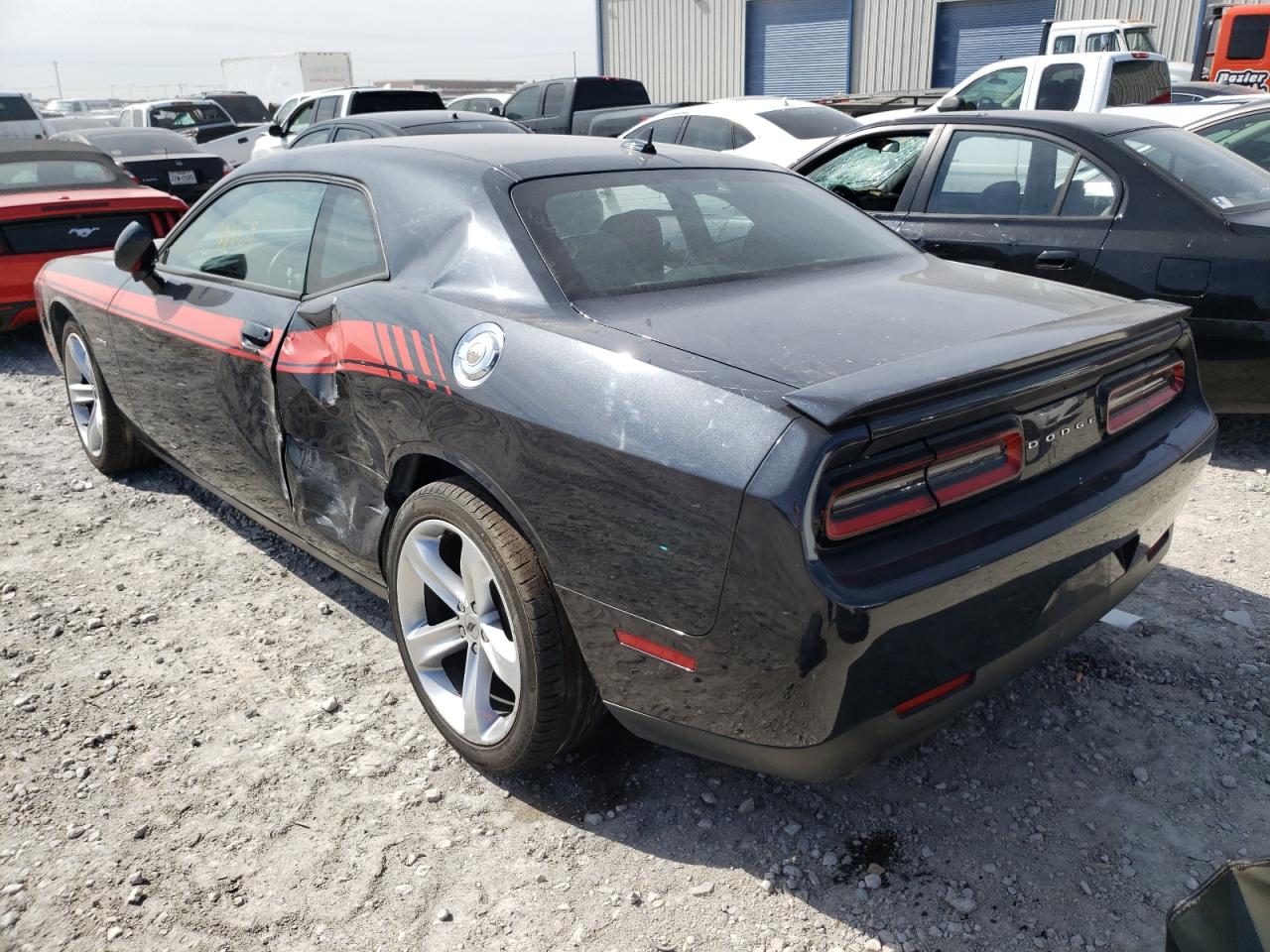 Photo 3 from auction – 2017 DODGE CHALLENGER with VIN 2C3CDZBT8HH604565
