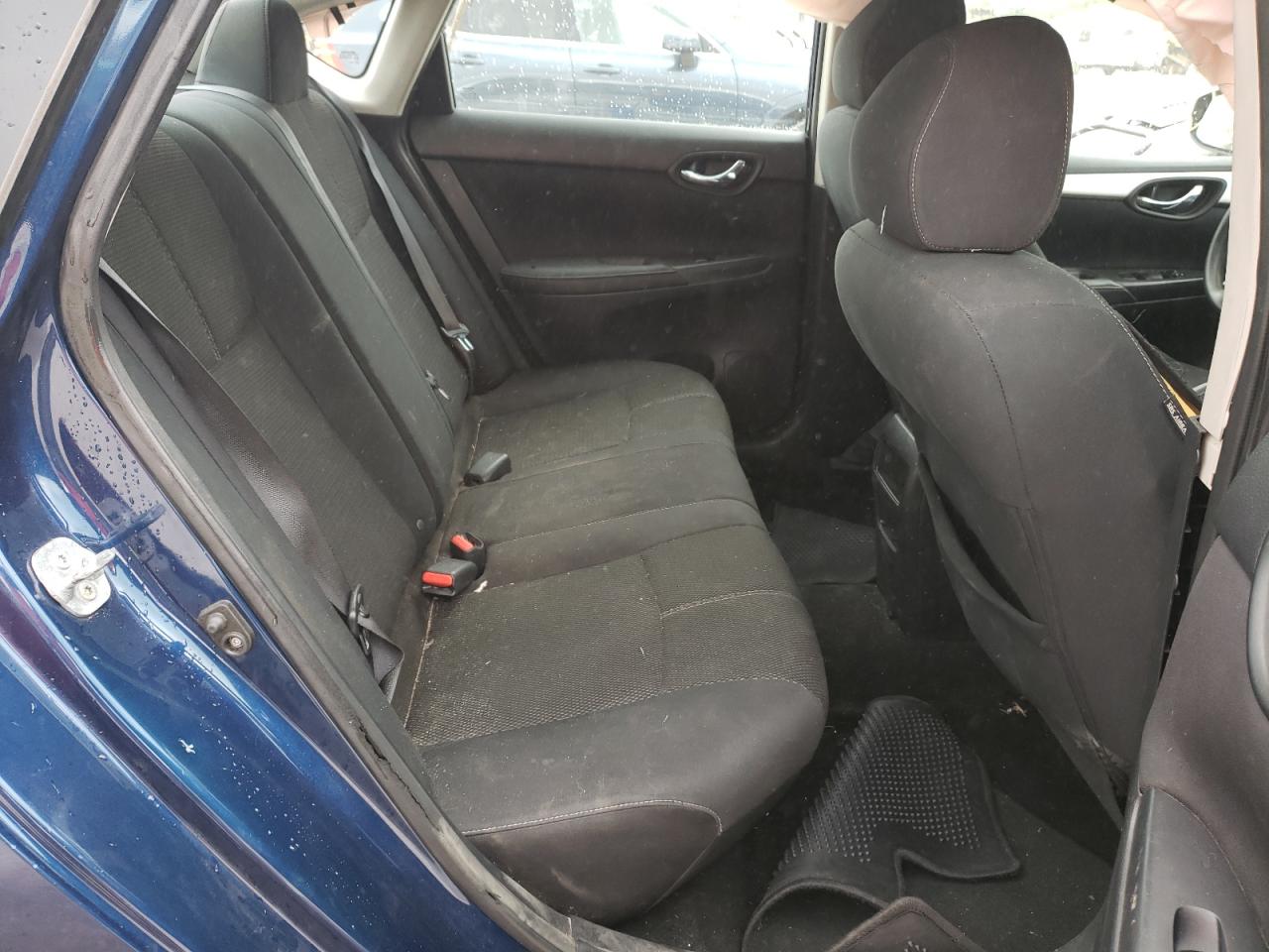Photo 6 from auction – 2016 NISSAN SENTRA S with VIN 3N1AB7AP1GY224092