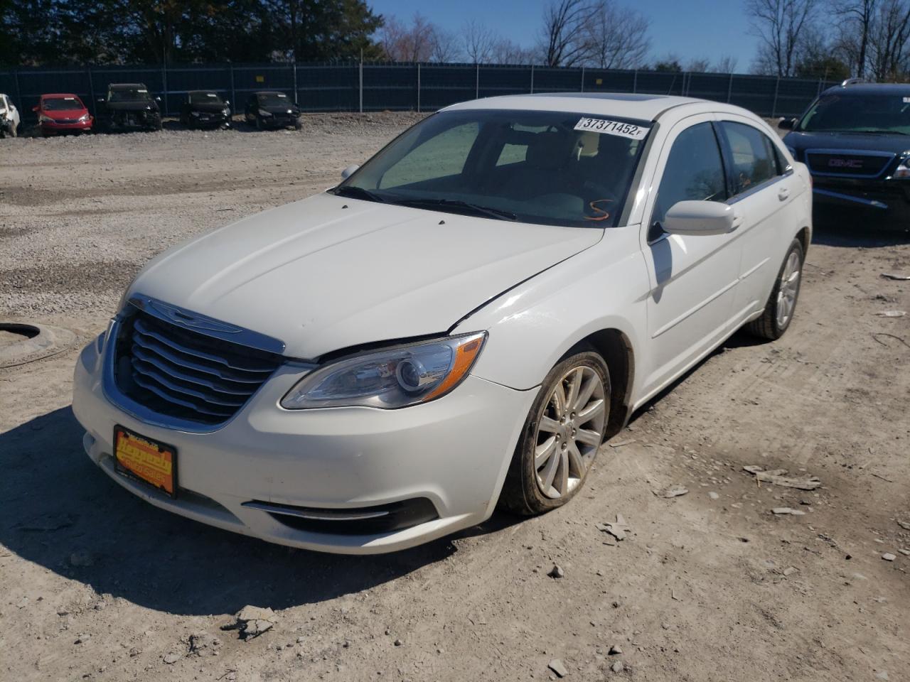 Photo 2 from auction – 2013 CHRYSLER 200 TOURIN with VIN 1C3CCBBG3DN731853