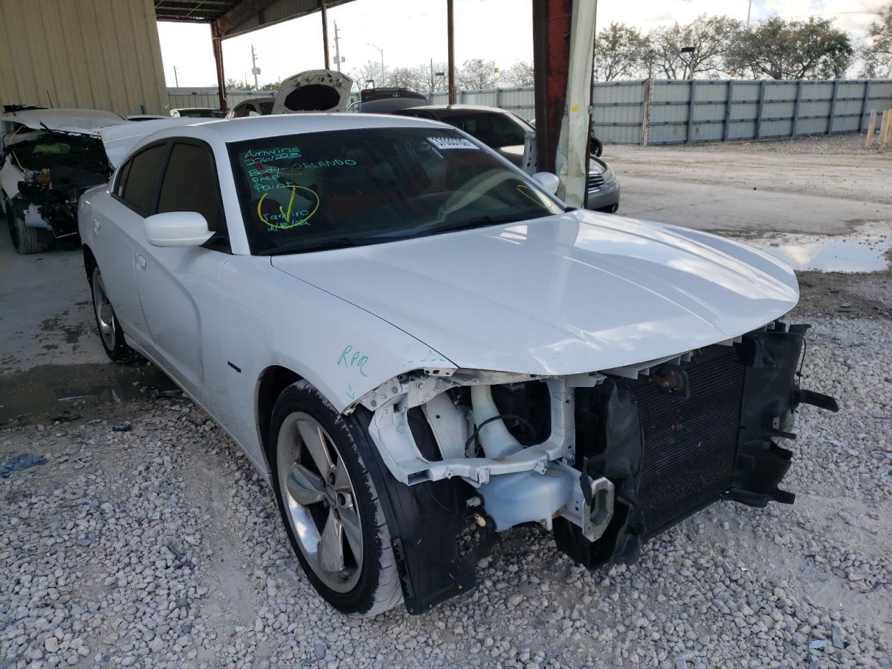 DODGE CHARGER R/ 2016 with VIN 2C3CDXCT2GH104726 - Photo from auction