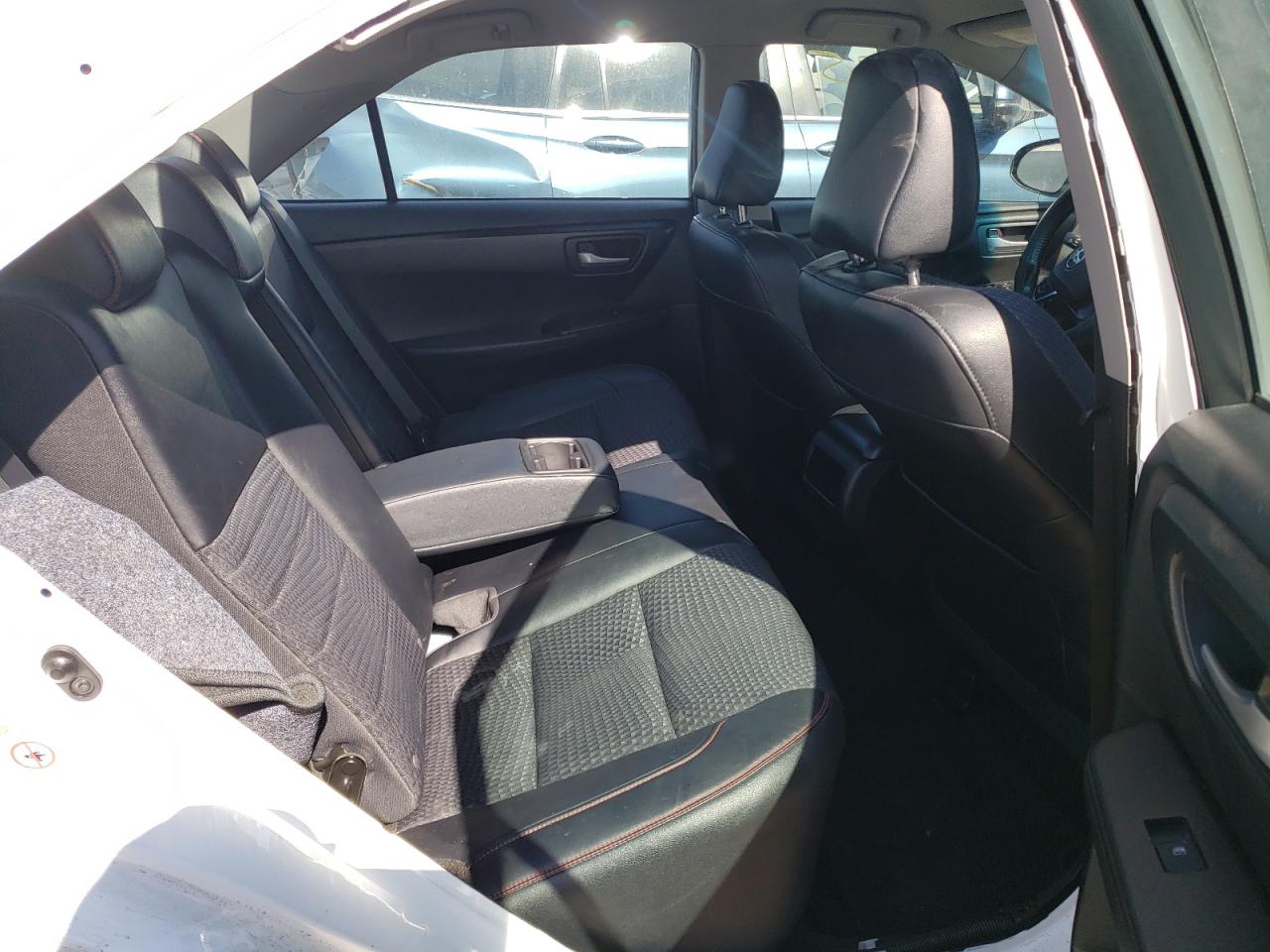 Photo 6 from auction – 2015 TOYOTA CAMRY LE with VIN 4T1BF1FK8FU016238