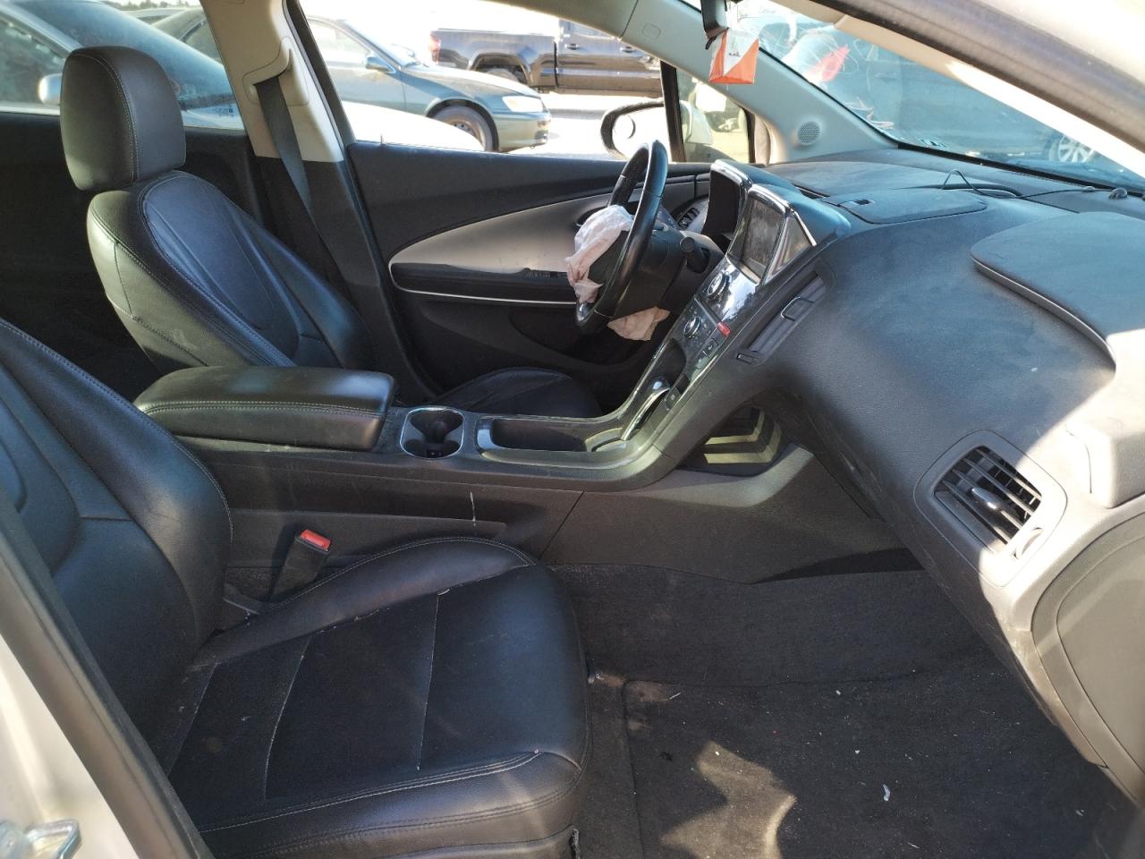 Photo 5 from auction – 2013 CHEVROLET VOLT with VIN 1G1RB6E47DU139775