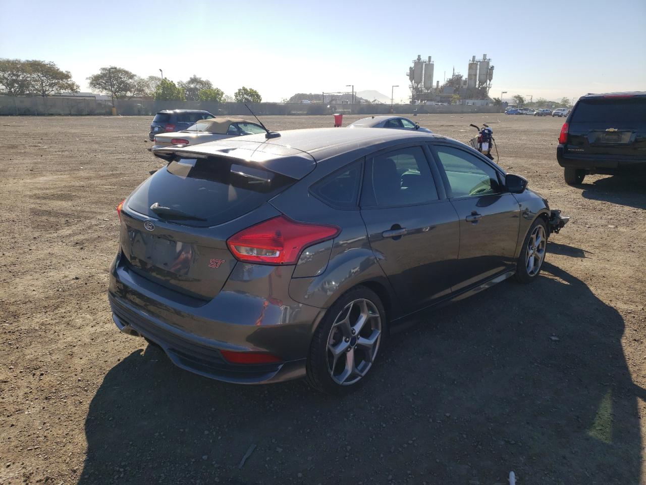 Photo 4 from auction – 2015 FORD FOCUS ST with VIN 1FADP3L90FL357992