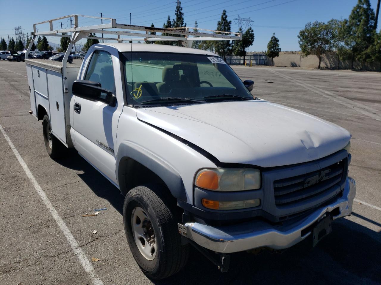 GMC SIERRA C25 2005 with VIN 1GDHC24U85E213612 - Photo from auction
