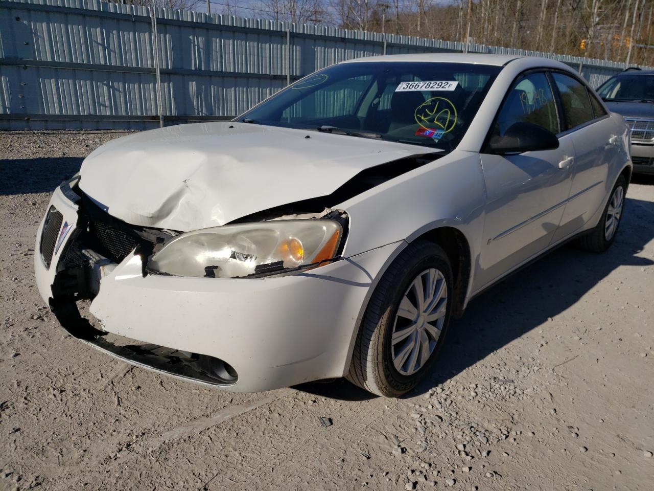 Photo 2 from auction – 2007 PONTIAC G6 VALUE L with VIN 1G2ZF58B074194397