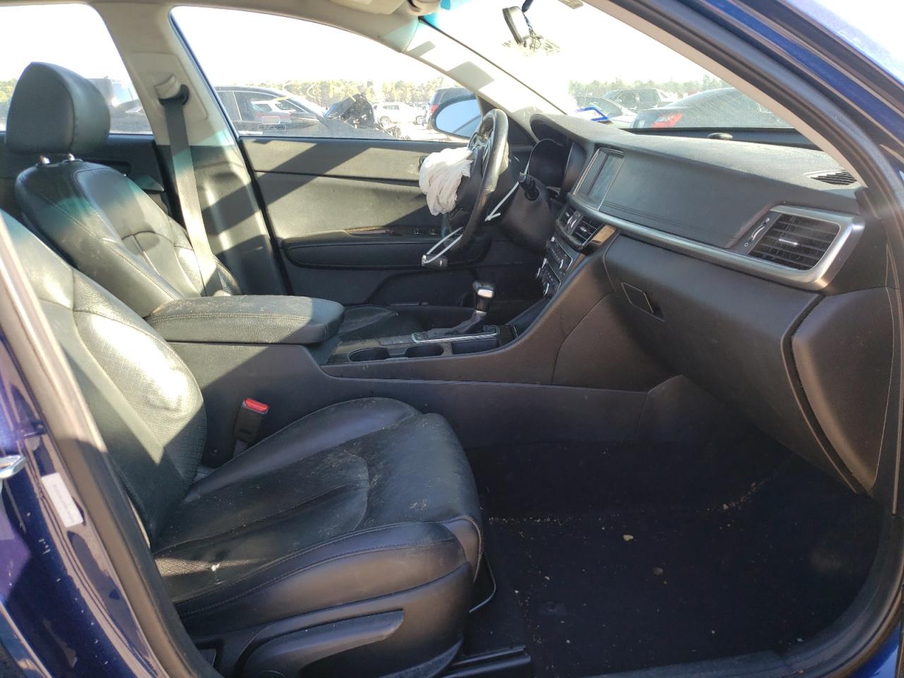 Photo 5 from auction – 2017 KIA OPTIMA EX with VIN 5XXGU4L39HG154328