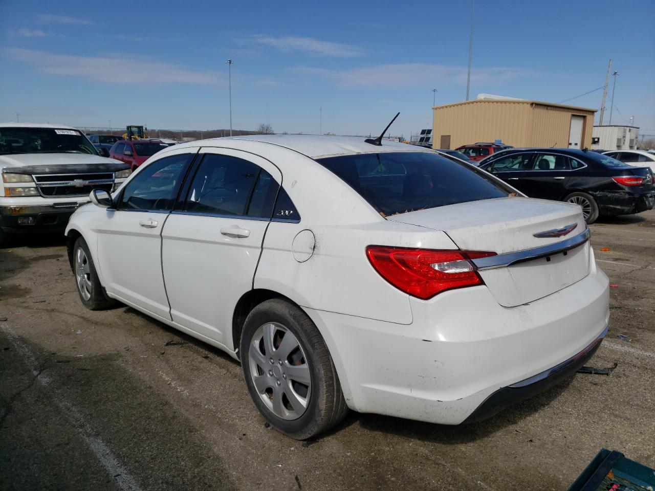 Photo 3 from auction – 2014 CHRYSLER 200 LX with VIN 1C3CCBAB1EN210086