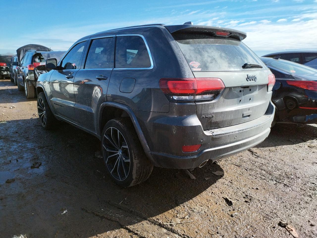 Photo 3 from auction – 2015 JEEP GRAND CHER with VIN 1C4RJFAG8FC954473
