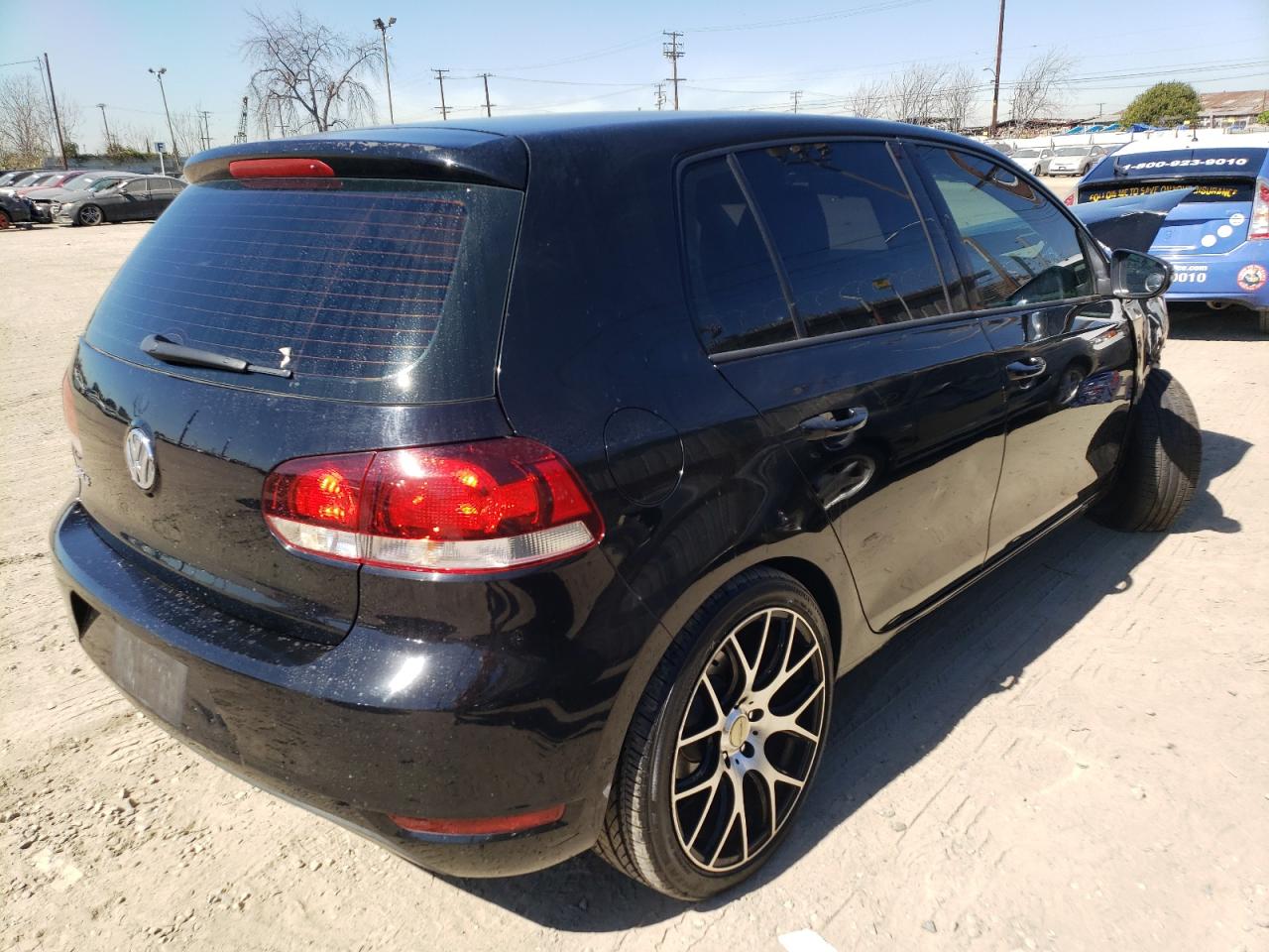 Photo 4 from auction – 2013 VOLKSWAGEN GOLF with VIN WVWDB7AJ7DW018008