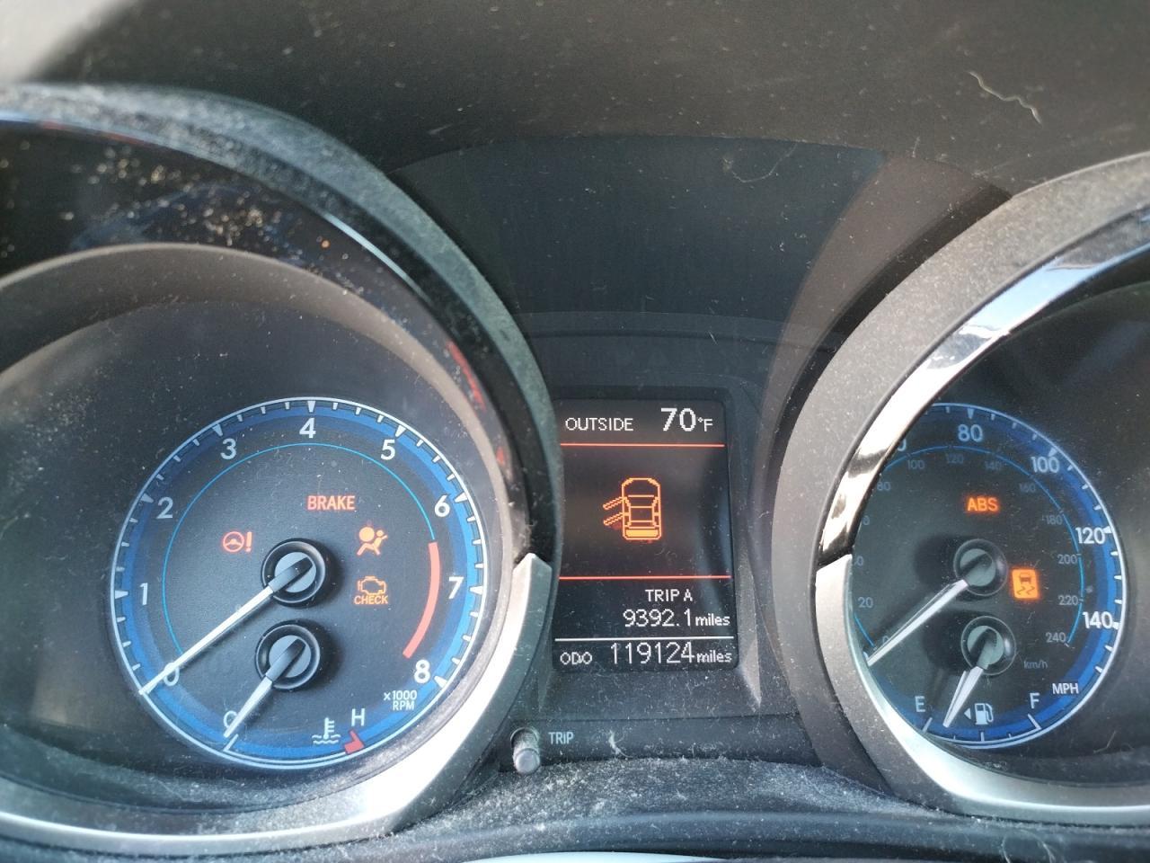 Photo 8 from auction – 2016 TOYOTA COROLLA L with VIN 2T1BURHE2GC564248
