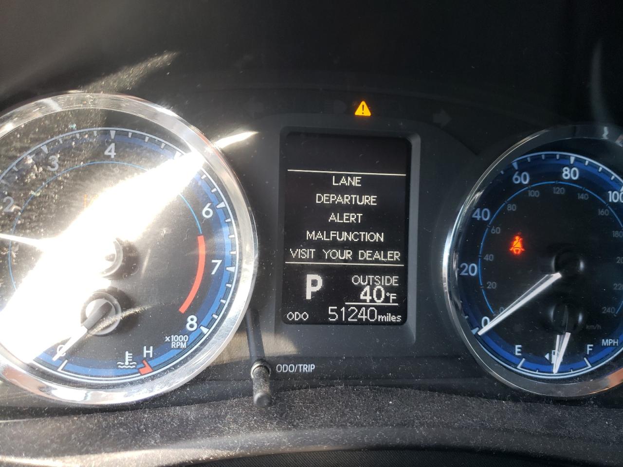 Photo 8 from auction – 2017 TOYOTA COROLLA L with VIN 5YFBURHEXHP608644
