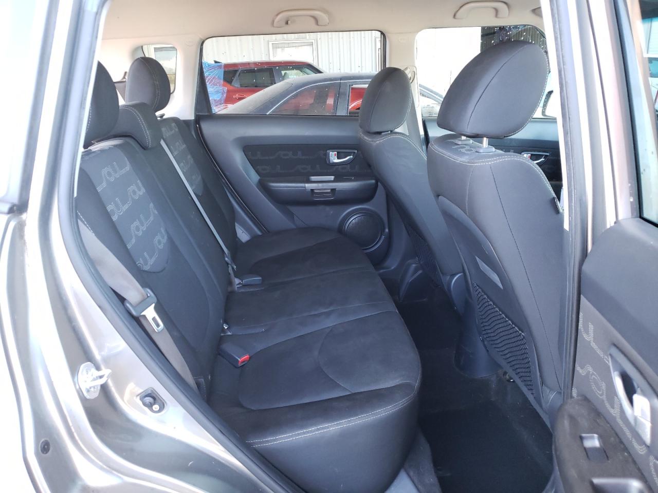 Photo 6 from auction – 2013 KIA SOUL + with VIN KNDJT2A64D7601936