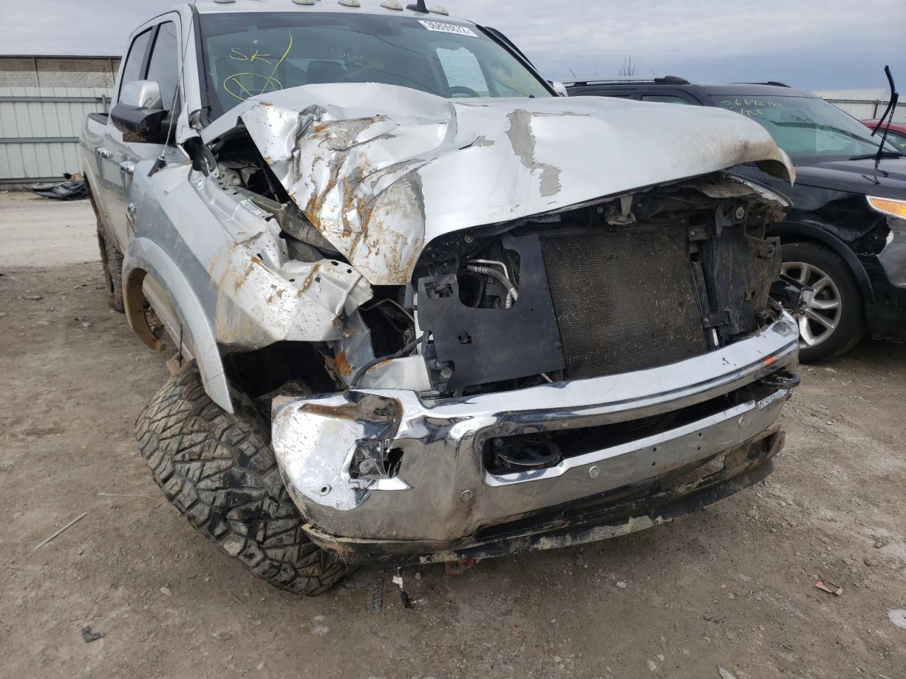 Photo 9 from auction – 2016 RAM 2500 LARAM with VIN 3C6UR5FL9GG120138