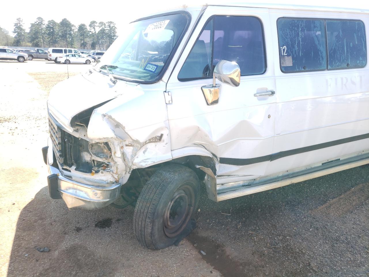 Photo 9 from auction – 1996 CHEVROLET G30 with VIN 1GAGG39K3TF105433