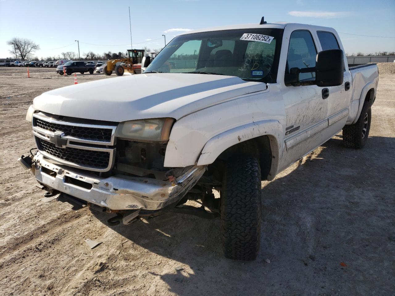 Photo 2 from auction – 2006 CHEVROLET 2500 with VIN 1GCHK23D76F265754