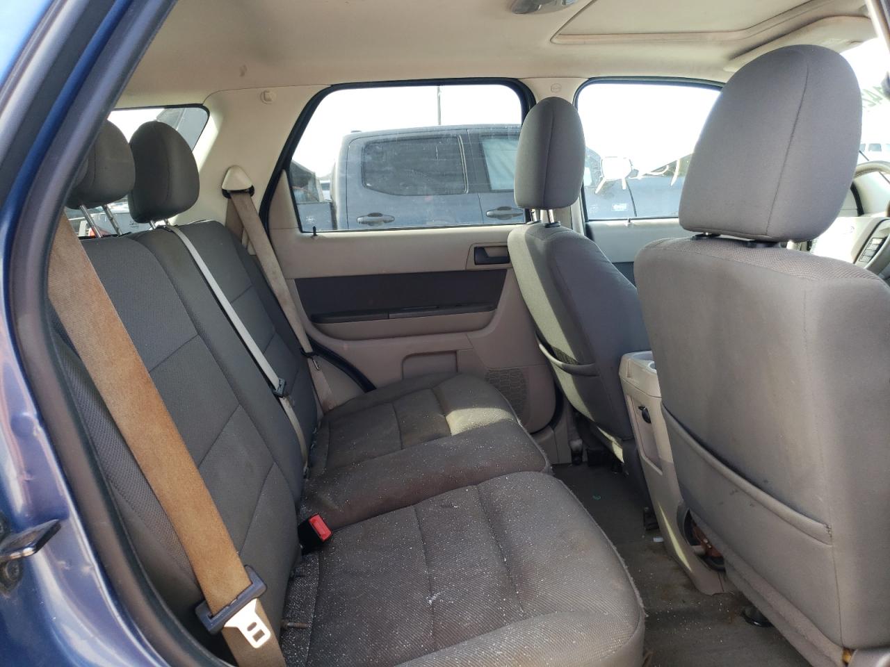Photo 6 from auction – 2010 FORD ESCAPE XLT with VIN 1FMCU0DG0AKA69507