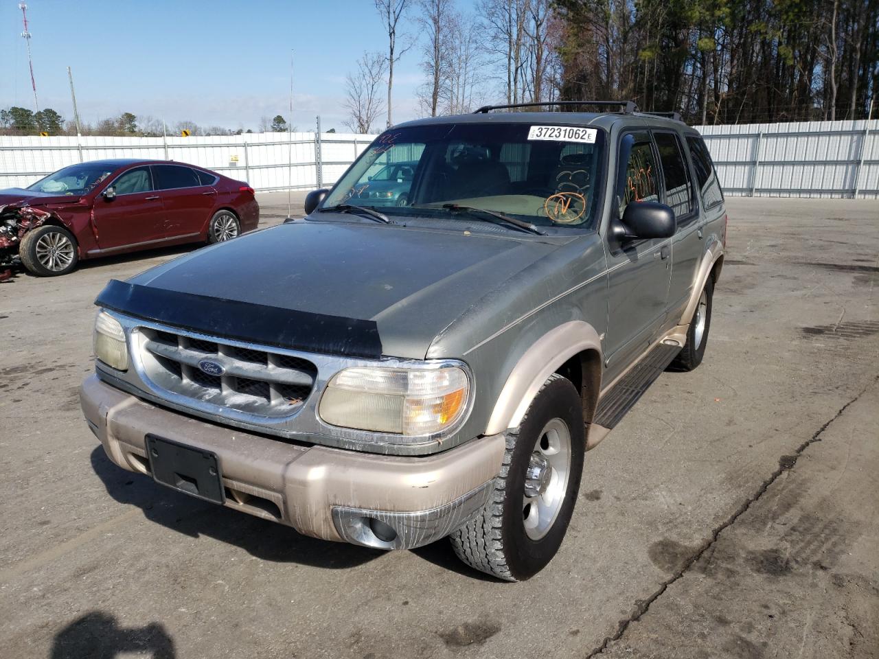 Photo 2 from auction – 1999 FORD EXPLORER with VIN 1FMZU32P5XUB12864
