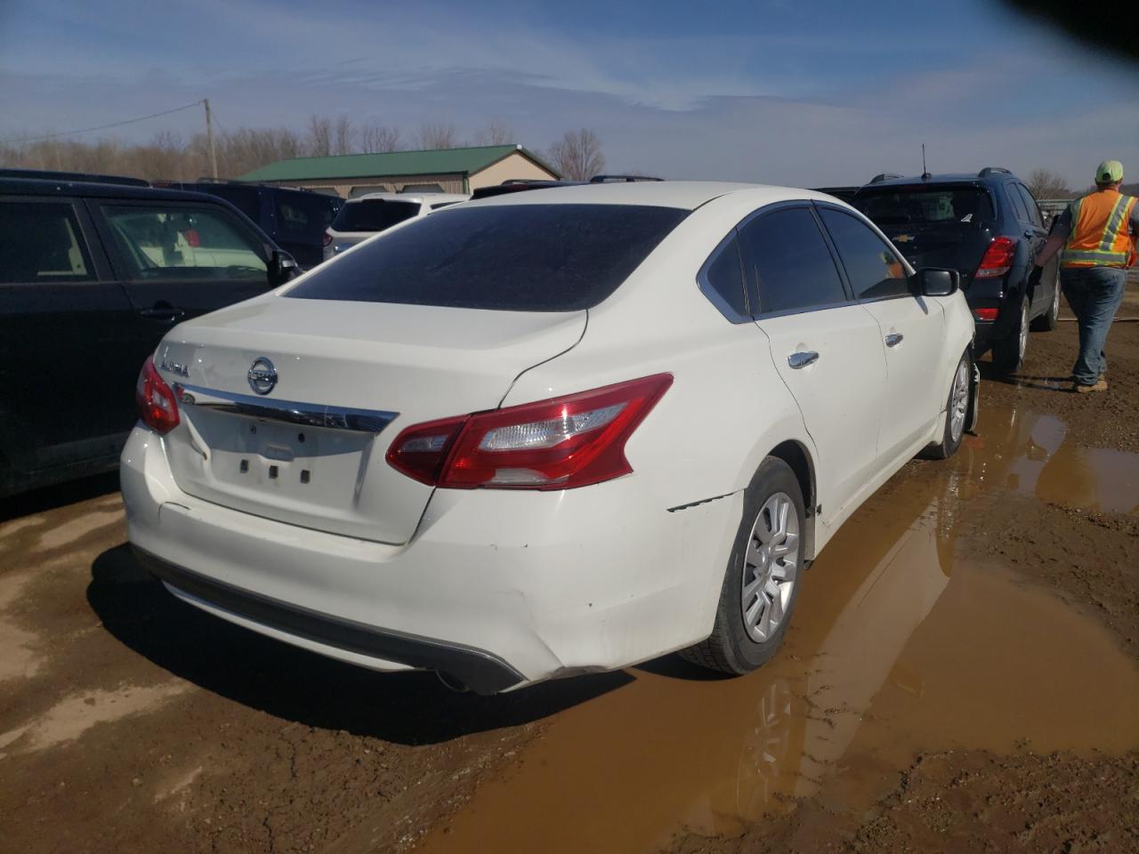 Photo 4 from auction – 2016 NISSAN ALTIMA 2.5 with VIN 1N4AL3AP4GC218031