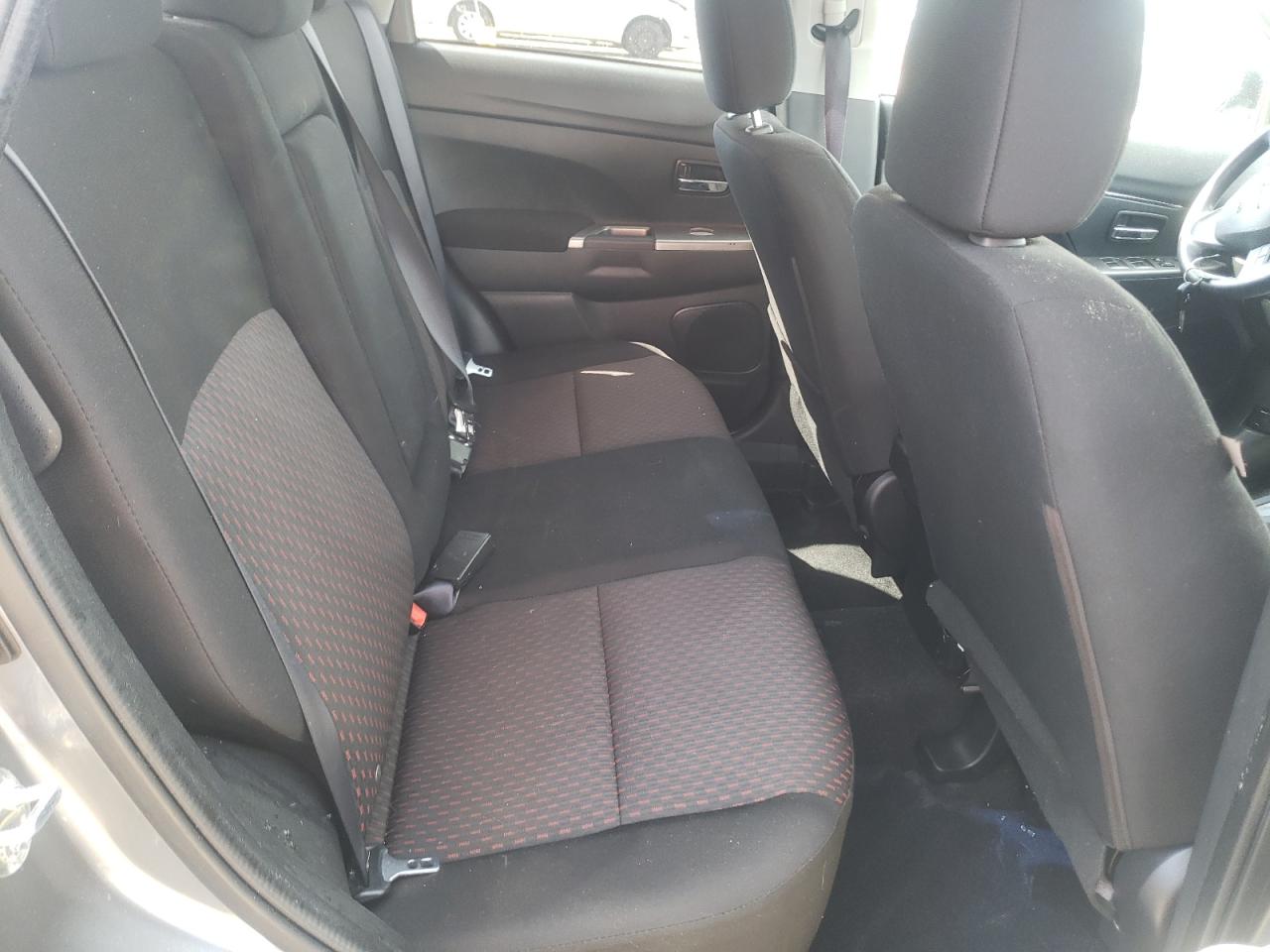 Photo 6 from auction – 2019 MITSUBISHI OUTLANDER with VIN JA4AP3AU2KU032523