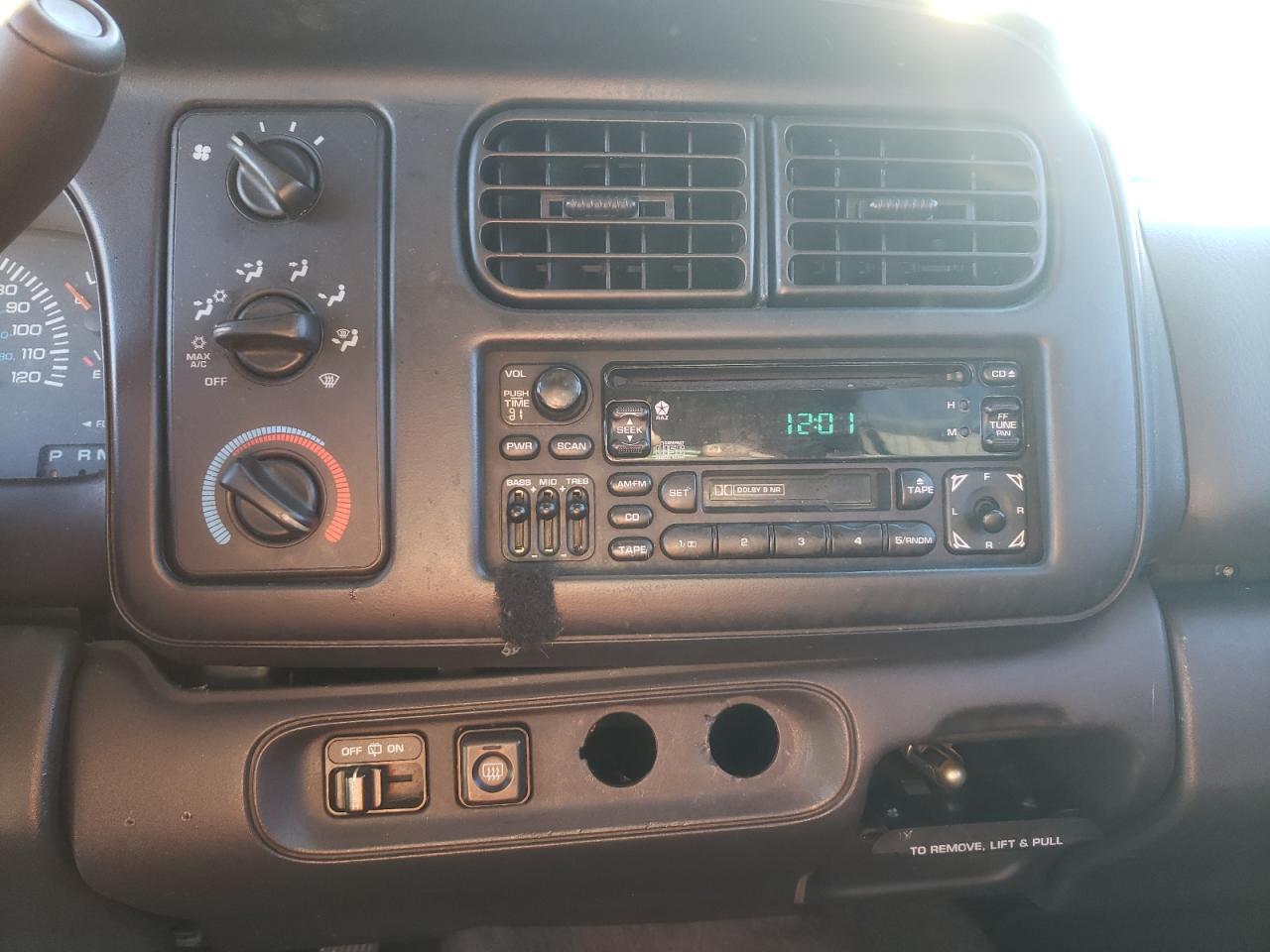 Photo 9 from auction – 2000 DODGE DURANGO with VIN 1B4HS28Z8YF178658