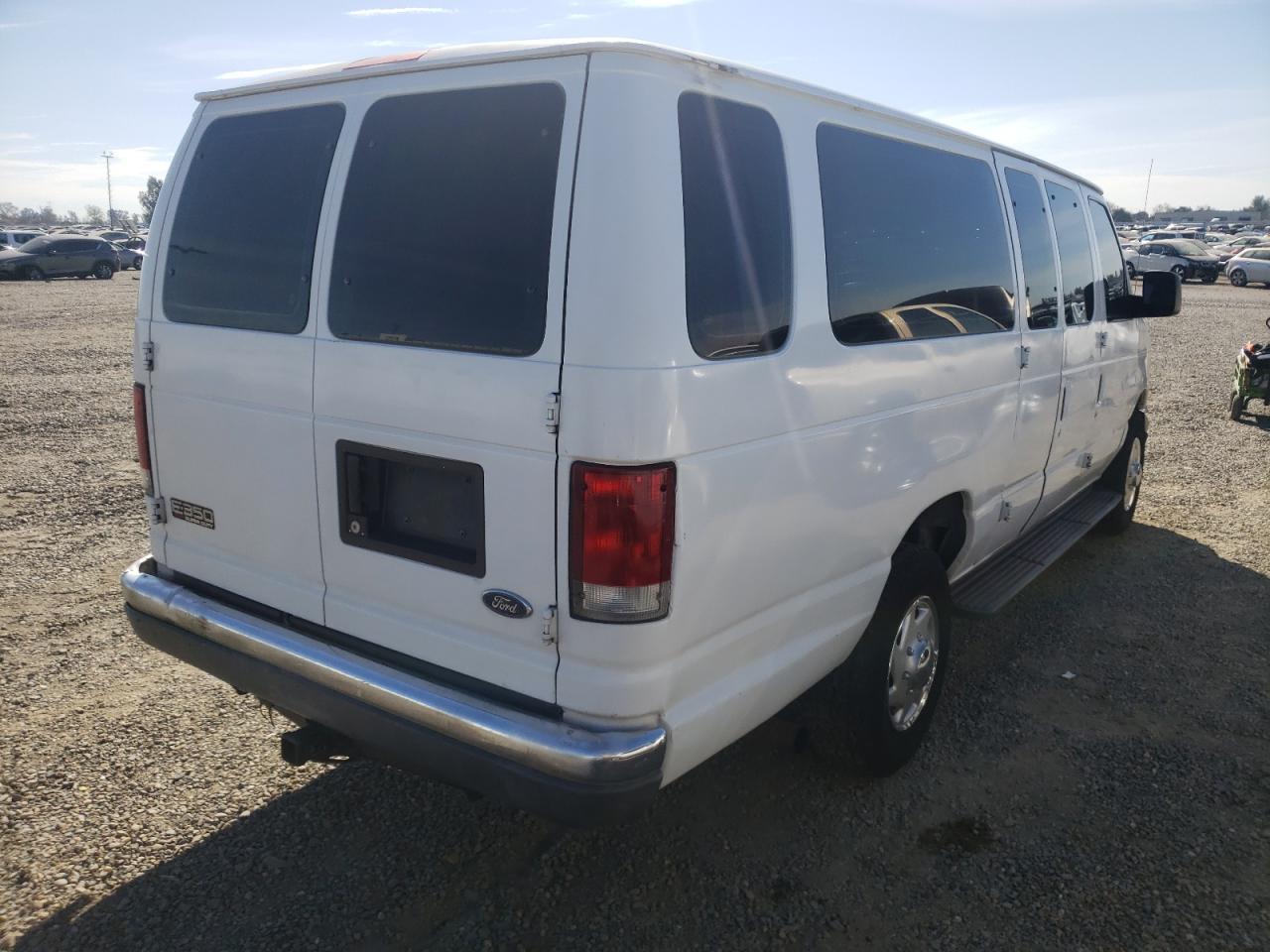 Photo 4 from auction – 2004 FORD ECONOLINE with VIN 1FBSS31LX4HB38573