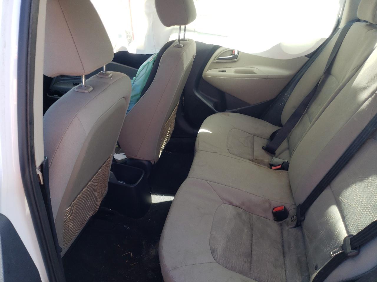Photo 6 from auction – 2015 KIA RIO LX with VIN KNADM4A35F6421835