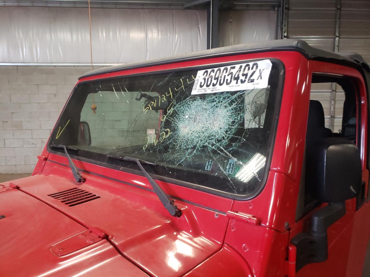 Photo 9 from auction – 2005 JEEP WRANGLER / with VIN 1J4FA49S05P313142