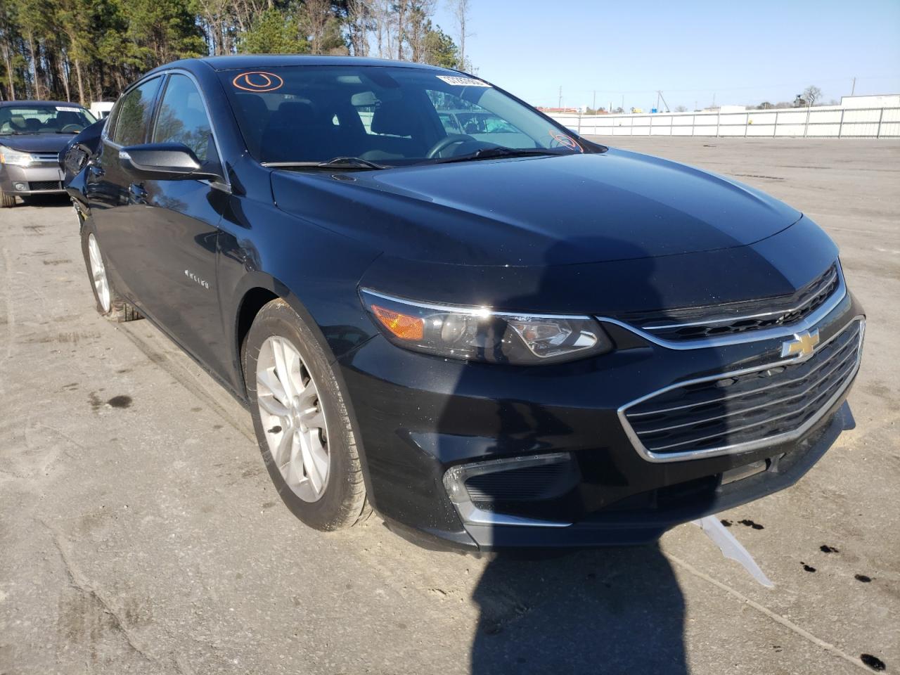 Photo 1 from auction – 2017 CHEVROLET MALIBU LT with VIN 1G1ZE5ST6HF107956