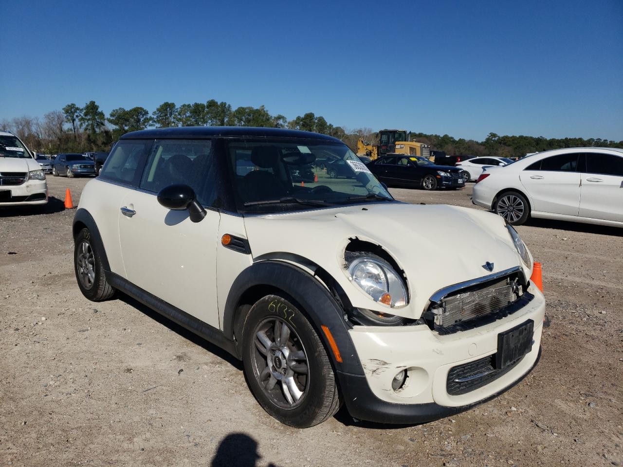 MINI COOPER 2012 with VIN WMWSU3C57CT263107 - Photo from auction